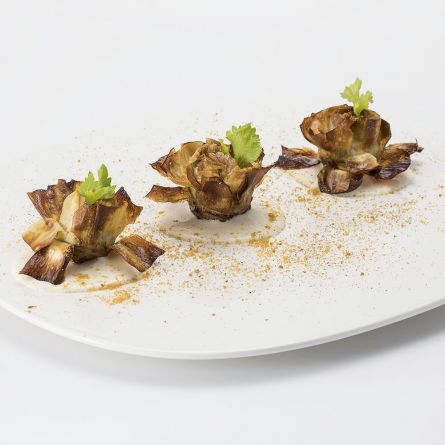 Carciofi fritti con crema di Pecorino Romano DOP e bottarga